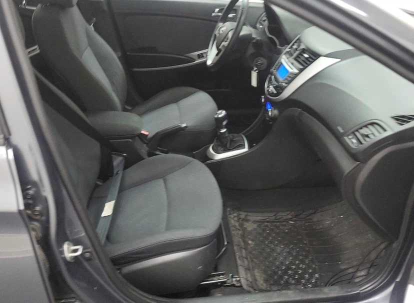 2013 Hyundai Accent 6 Speed Transmission - photo 5