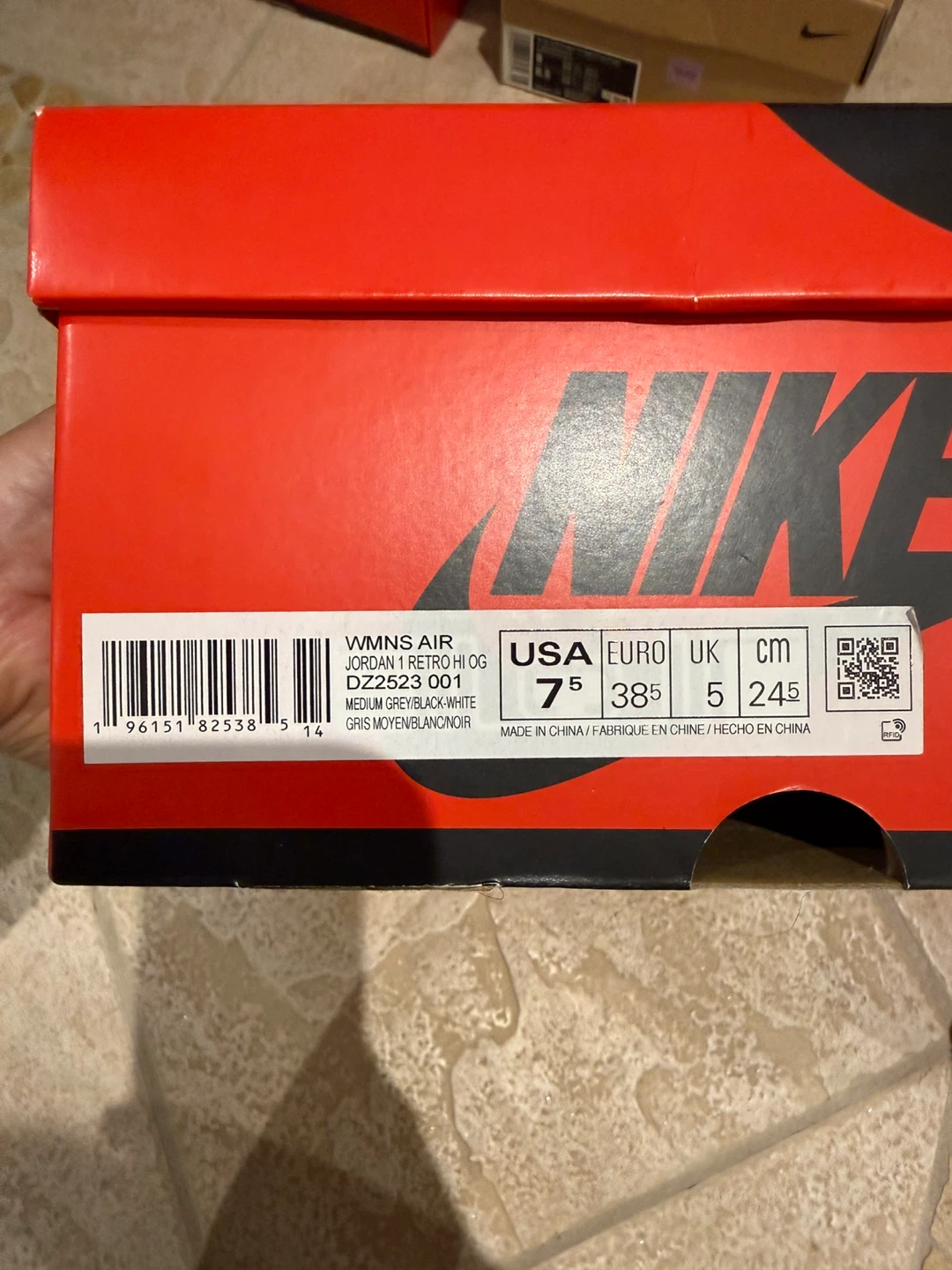 WMNS Air Jordan 1 Retro Hi OG - photo 2