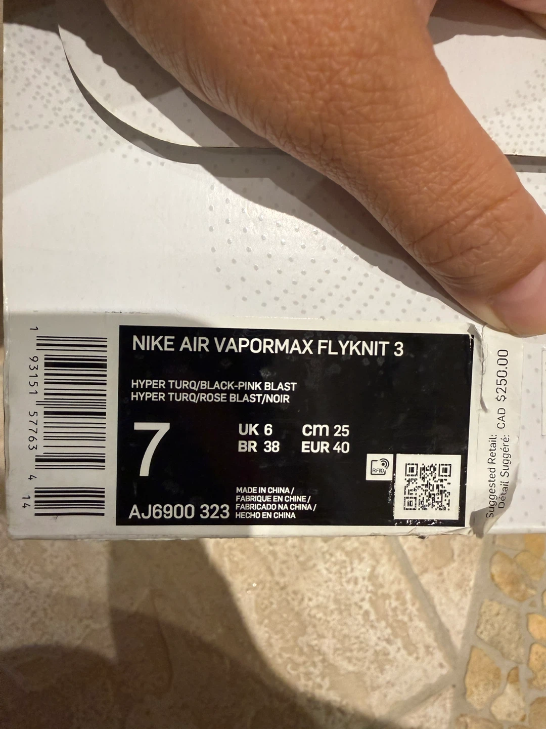 Nike Air VaporMax Flyknit 3 - photo 4