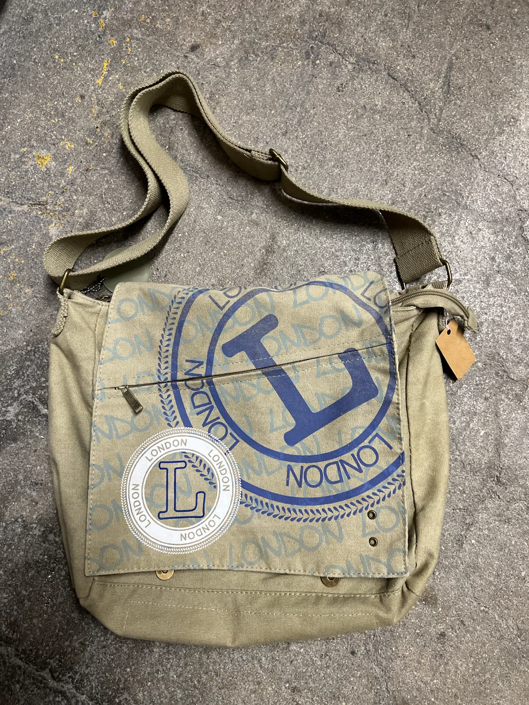 🏈 Canvas London Messenger Bag
