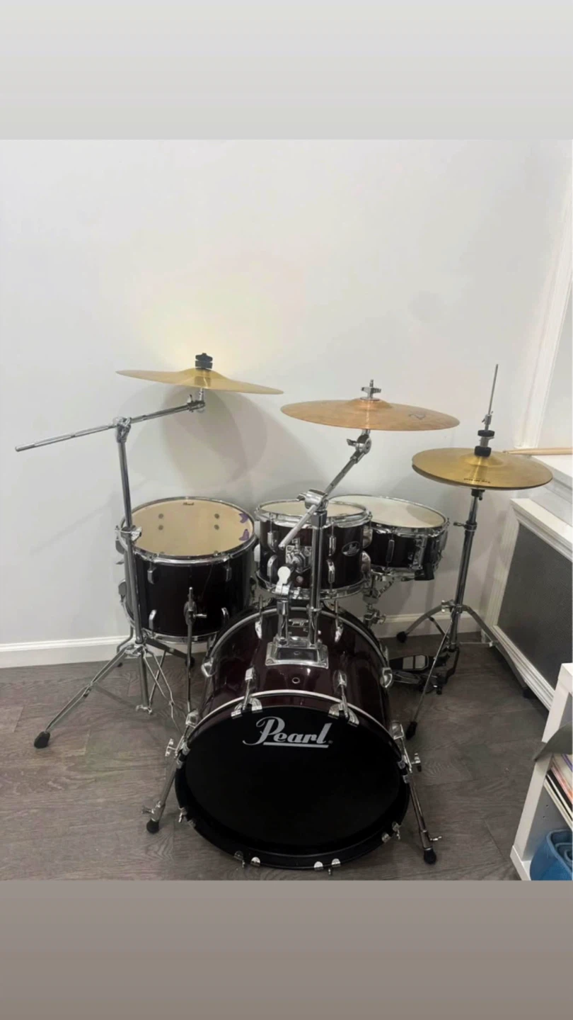Pearl Roadshow Drum Set - photo 3