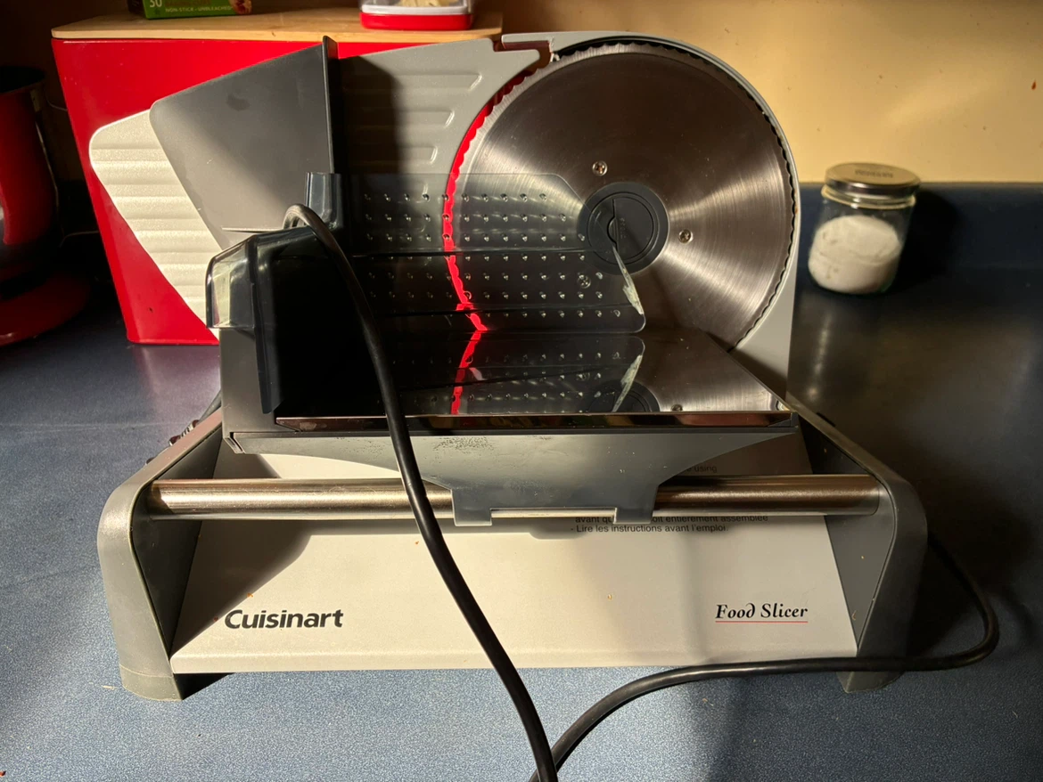 🏈 Cuisinart Professional Quality Food Slicer - photo 2