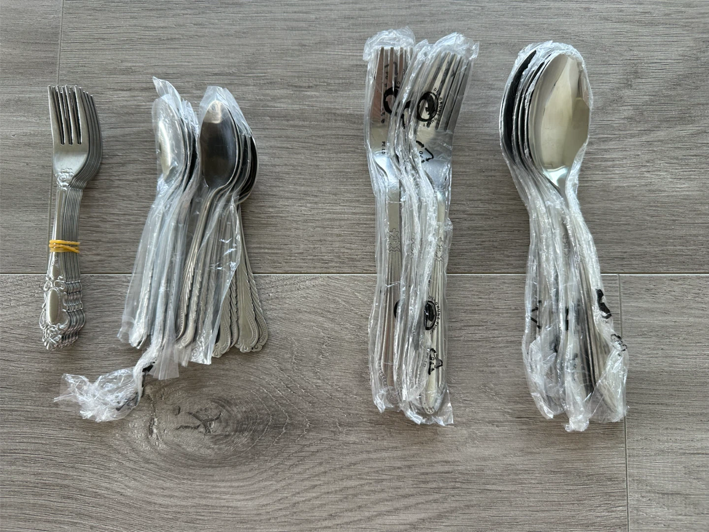 Assorted Stainless Steel Cutlery Set