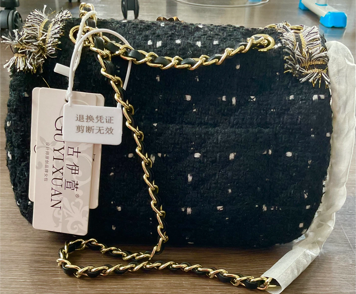 GUYIXUAN Black Tweed Embellished Shoulder Bag - photo 2