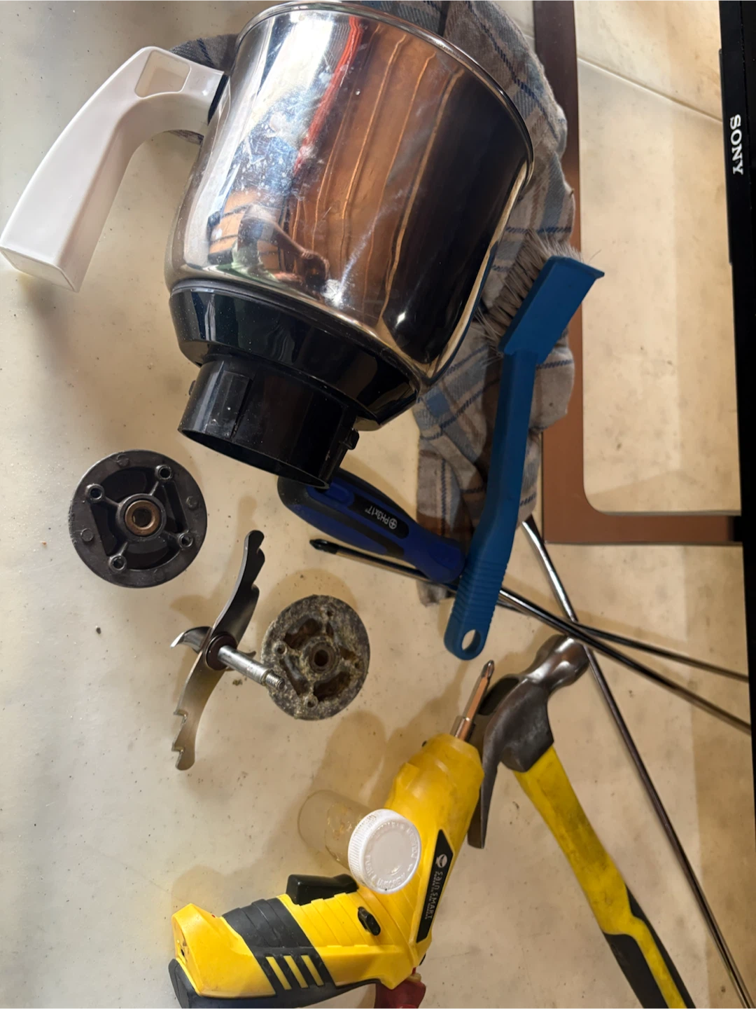 Mixer grinder jar with replacement blade Parts Available