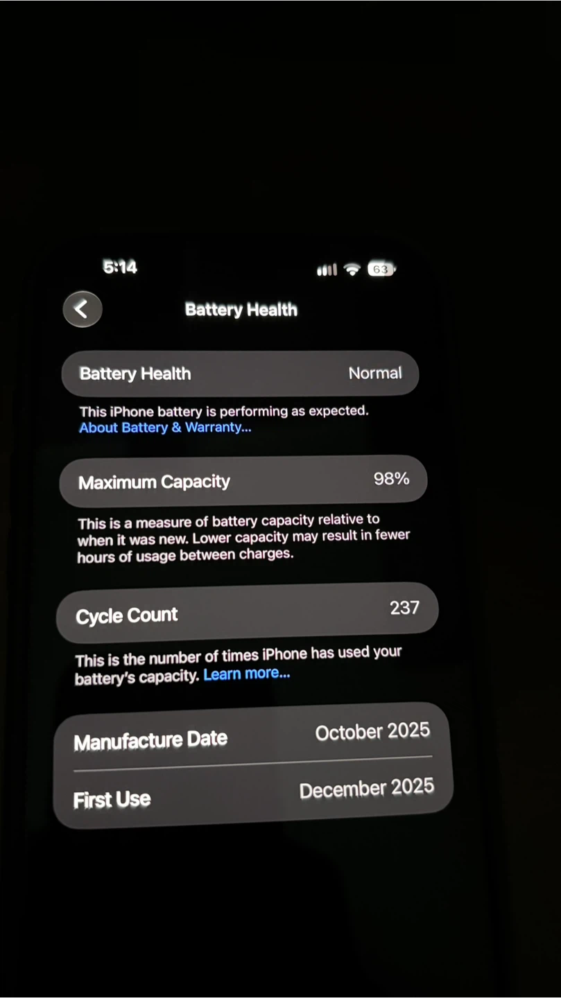 Flawless iPhone 17 Pro Max with original box - photo 5