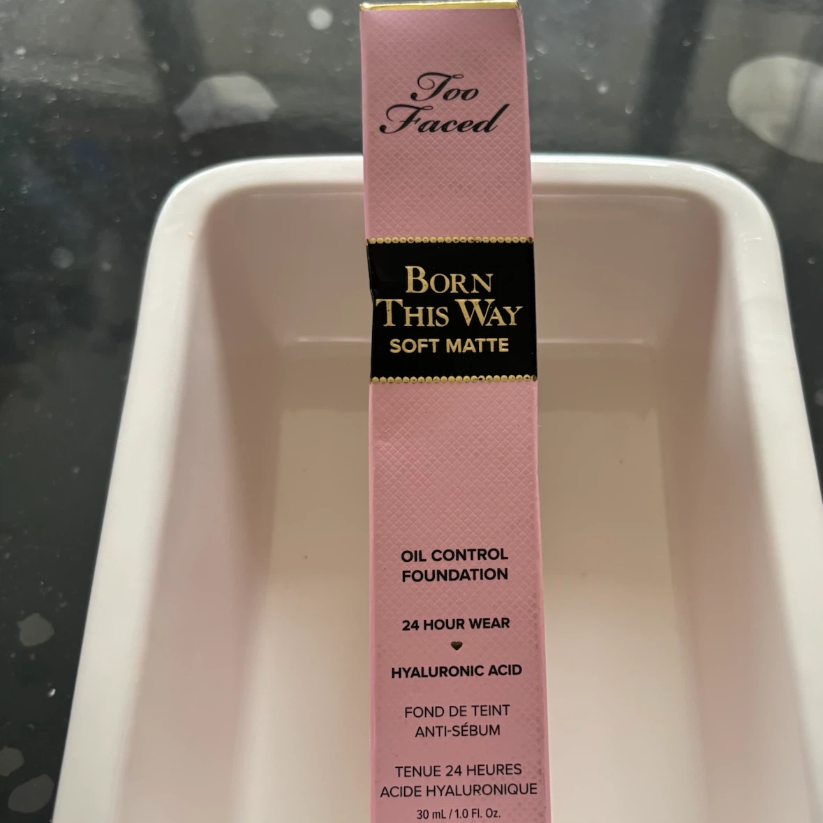 Too Faced Born This Way Foundation - Tiramisu - photo 4