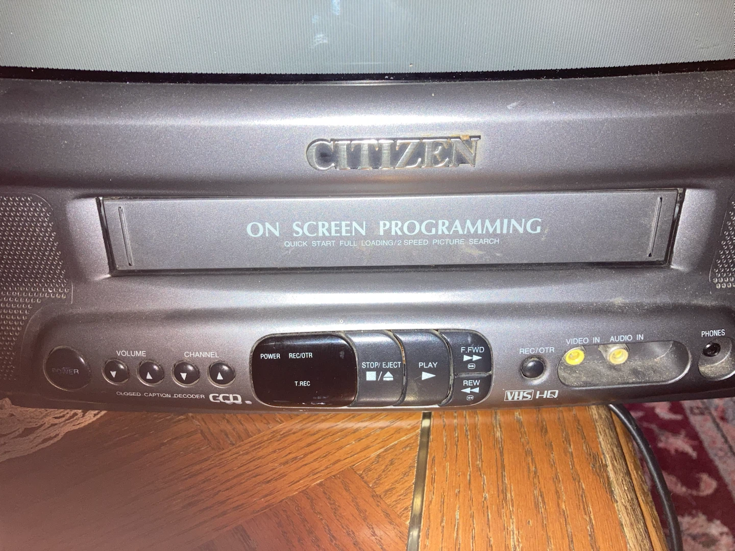 Citizen Vintage CRT TV with Built-in VCR - photo 2