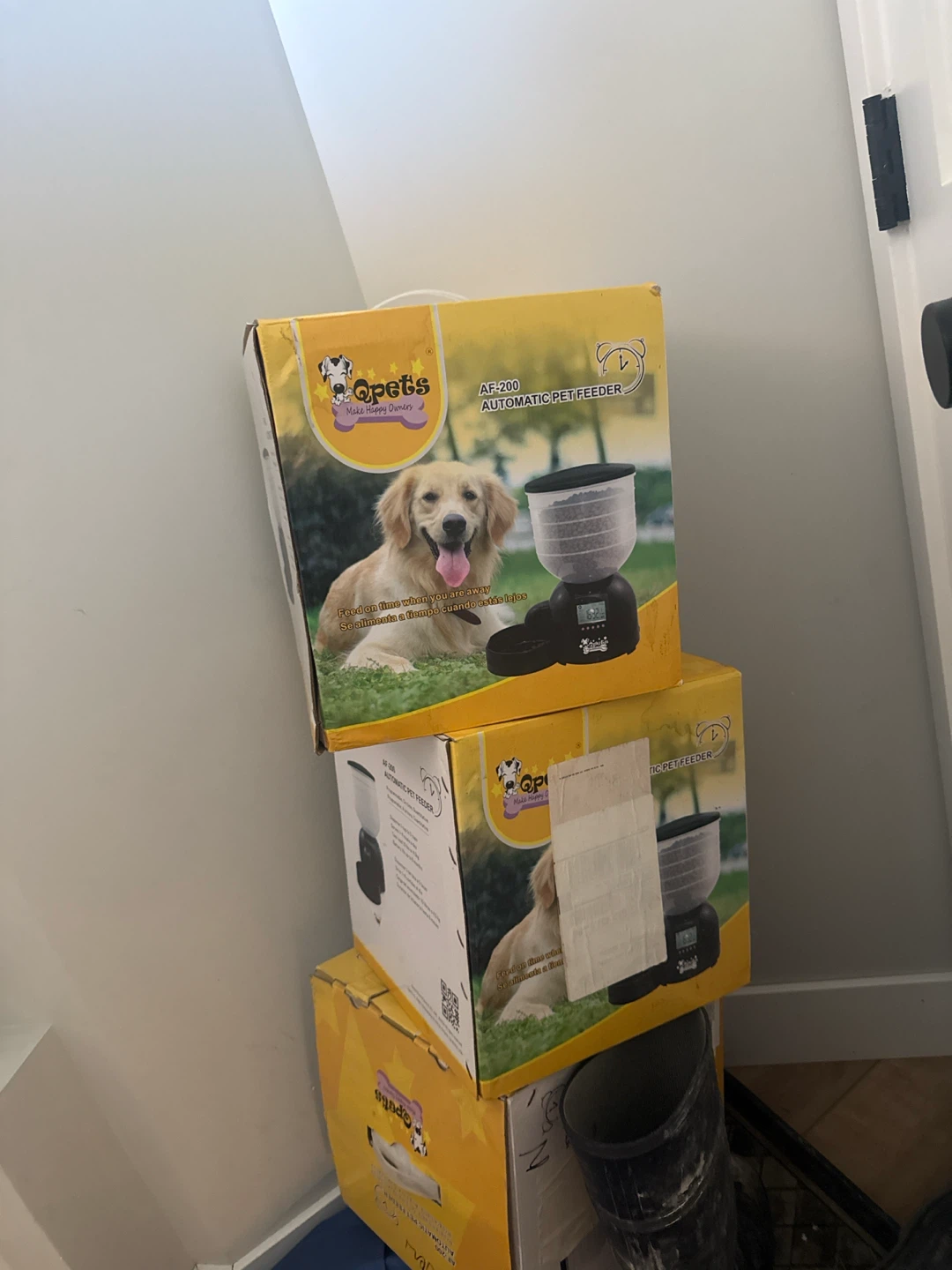 Qpets AF-200 Automatic Pet Feeder