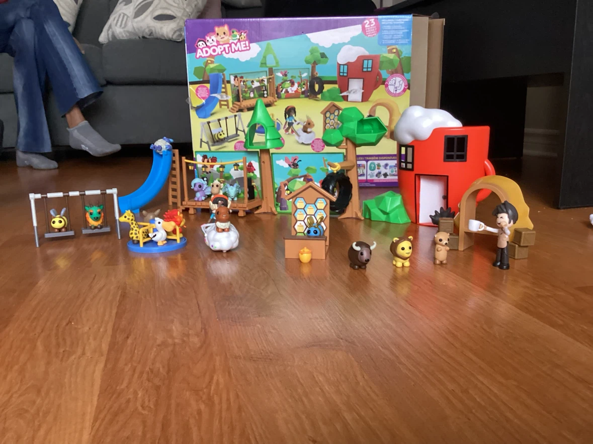 Roblox adopt me player and characters