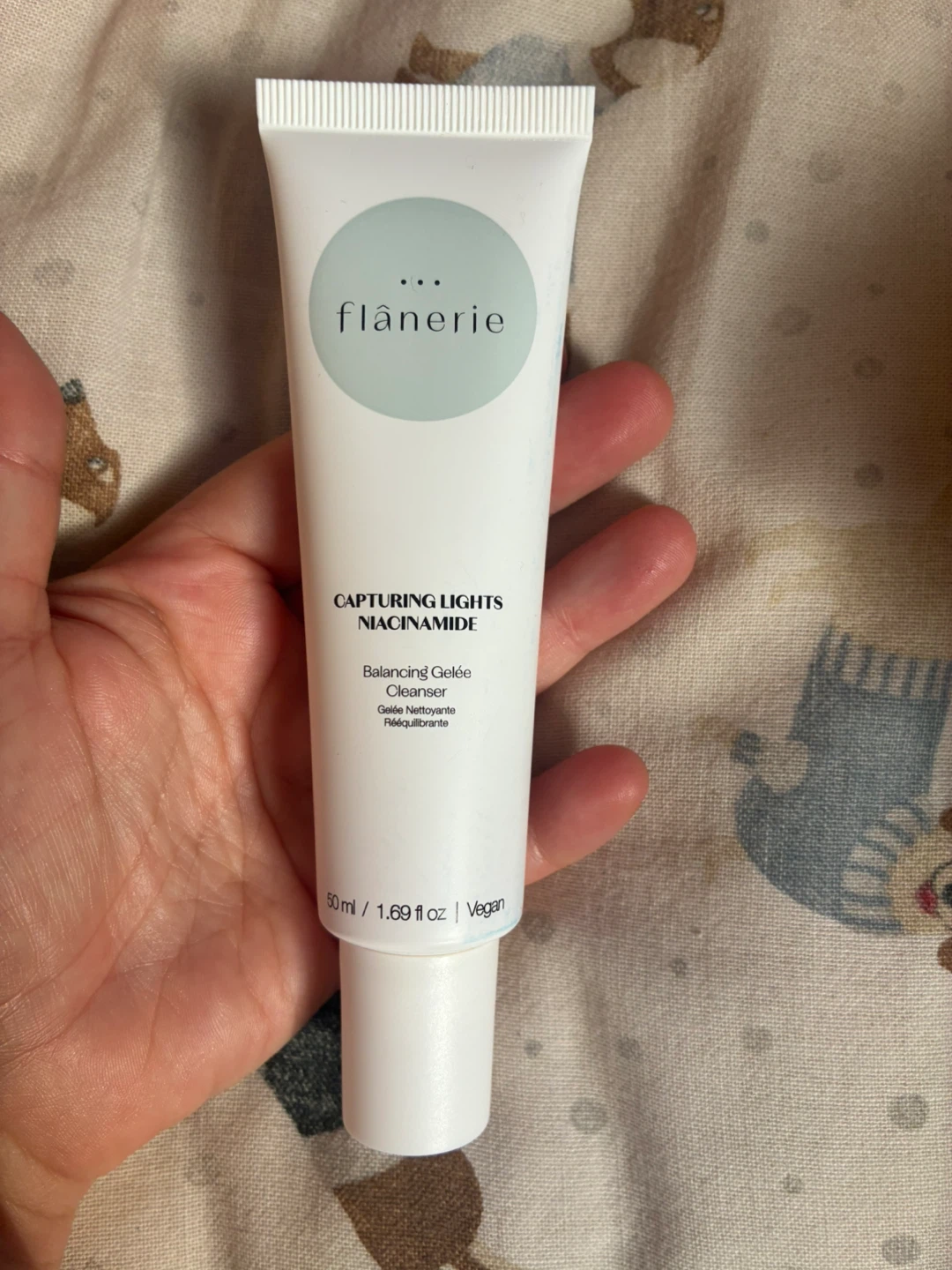 flânerie Capturing Lights Niacinamide Balancing Gelée Cleanser
