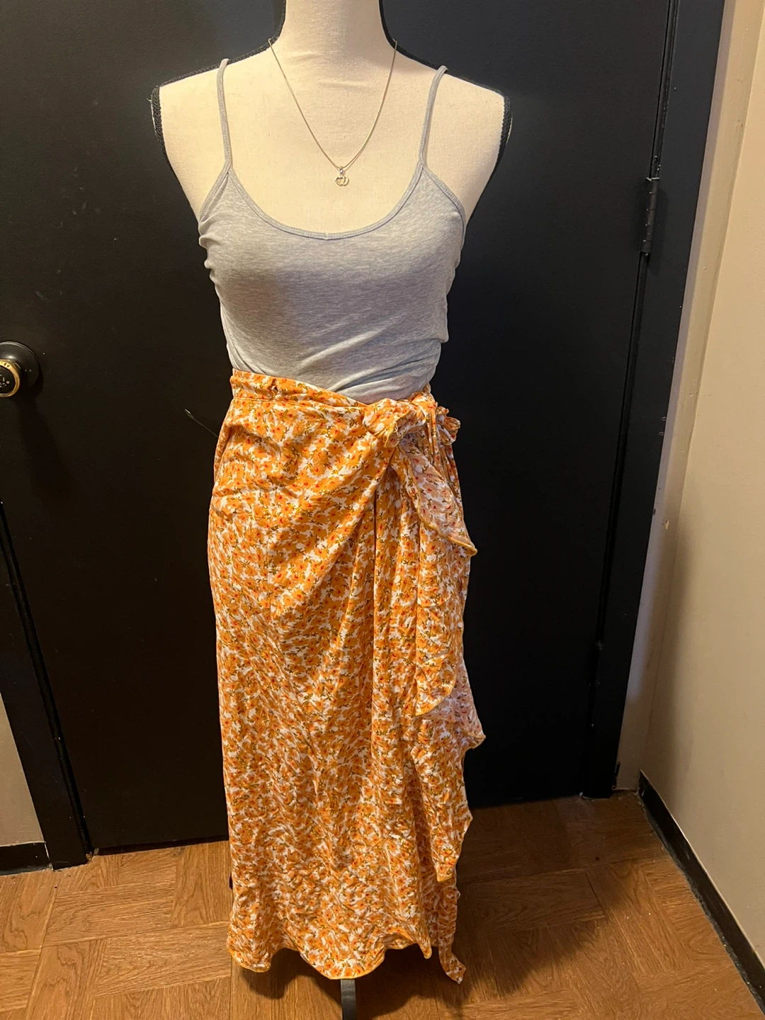 Orange Floral Print Wrap Skirt 🏈