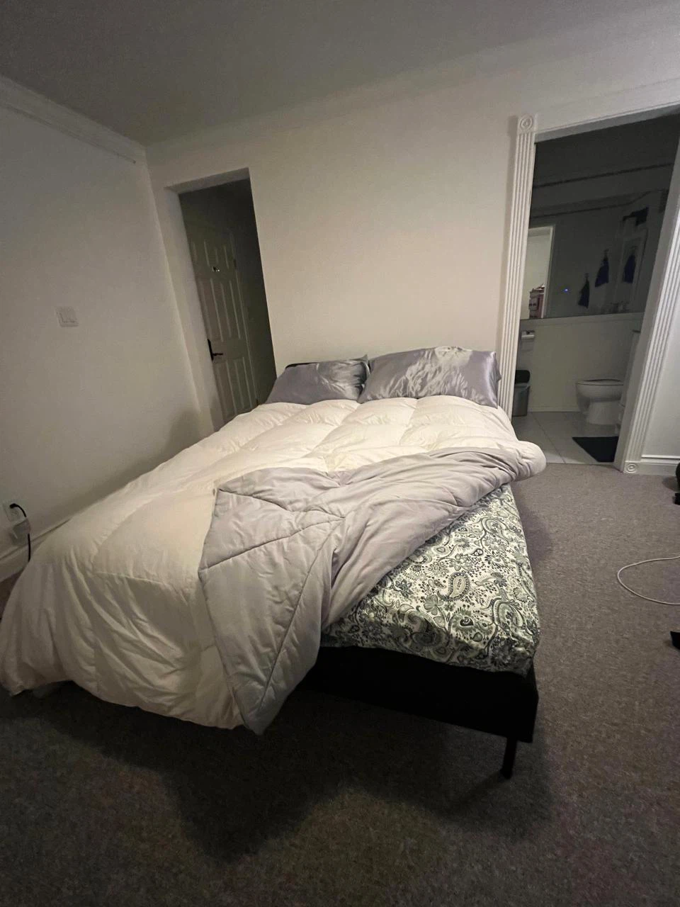 Matress and bed frame - photo 2