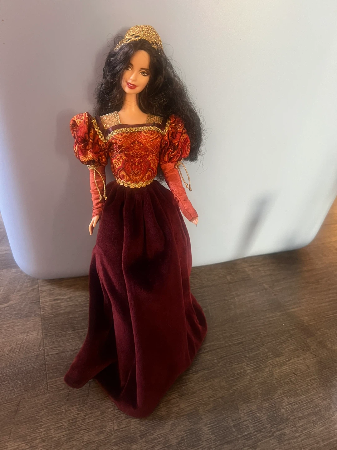 Barbie Doll in Renaissance Style Red Velvet Dress 🏈