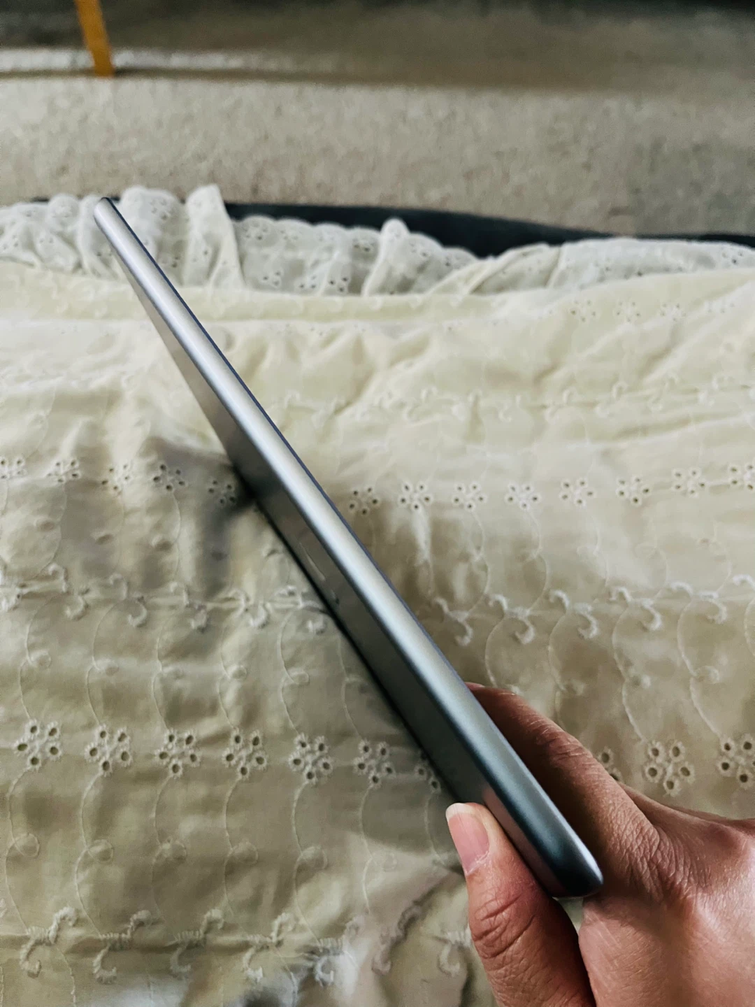 🏈 Apple iPad 6th Generation 128GB Unlocked - photo 5