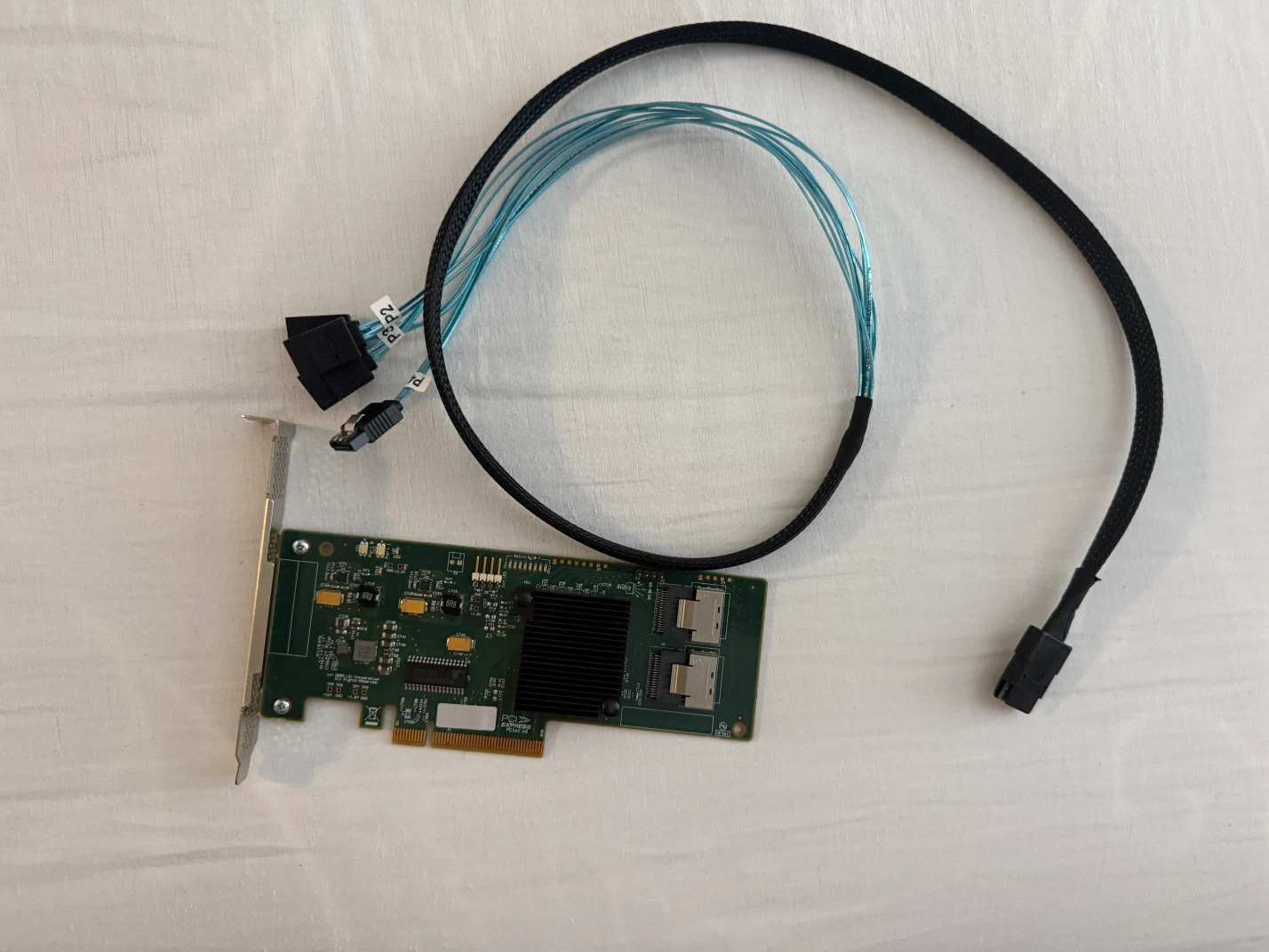 SAS9211-8i SAS card w 2 cables