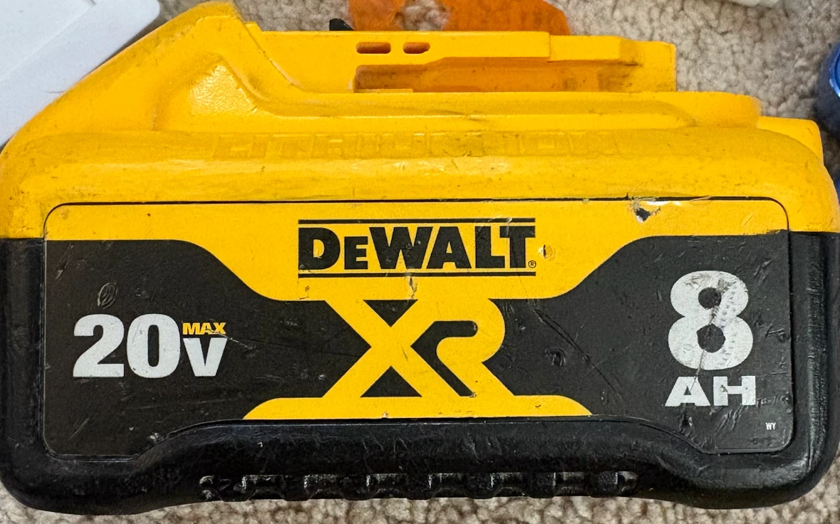 DeWalt 20V MAX XR 8Ah Battery