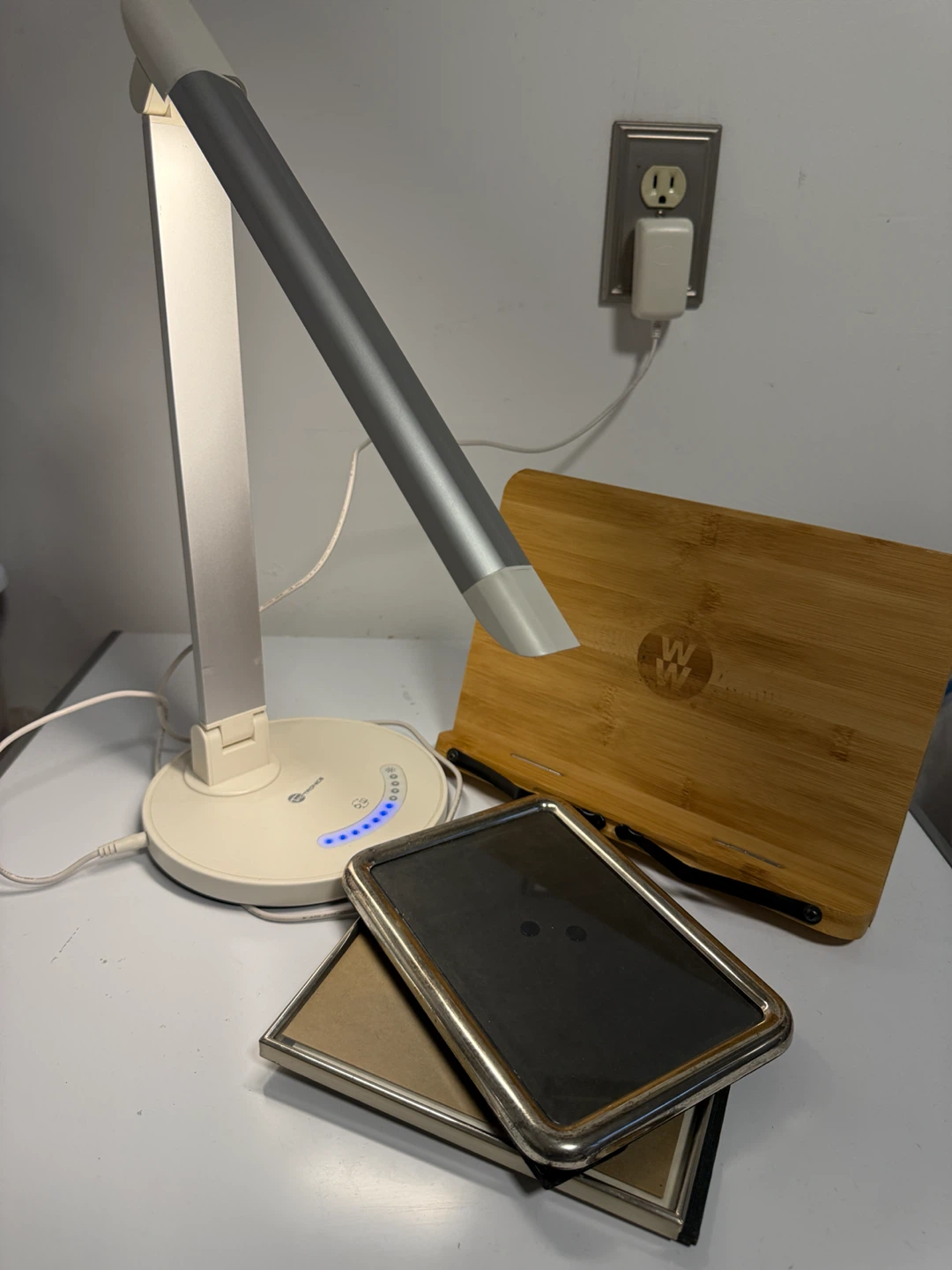 TaoTronics LED Desk Lamp