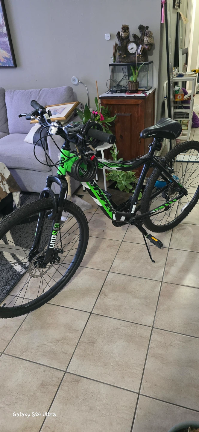 Hyper Viking Trail 27.5 Inch Mountain Bike