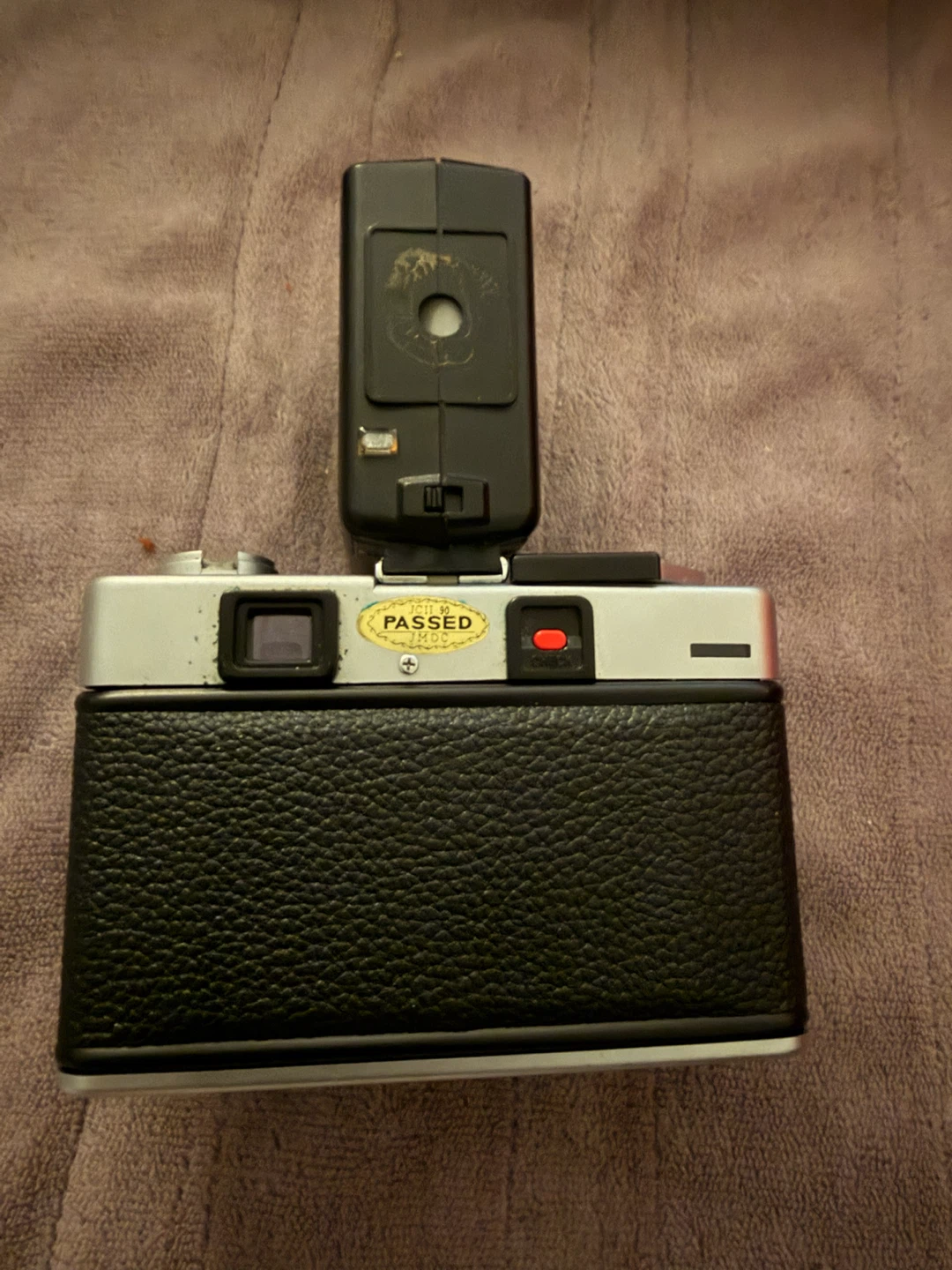 Minolta Hi-Matic F Camera with Minolta 20 Flash - photo 2