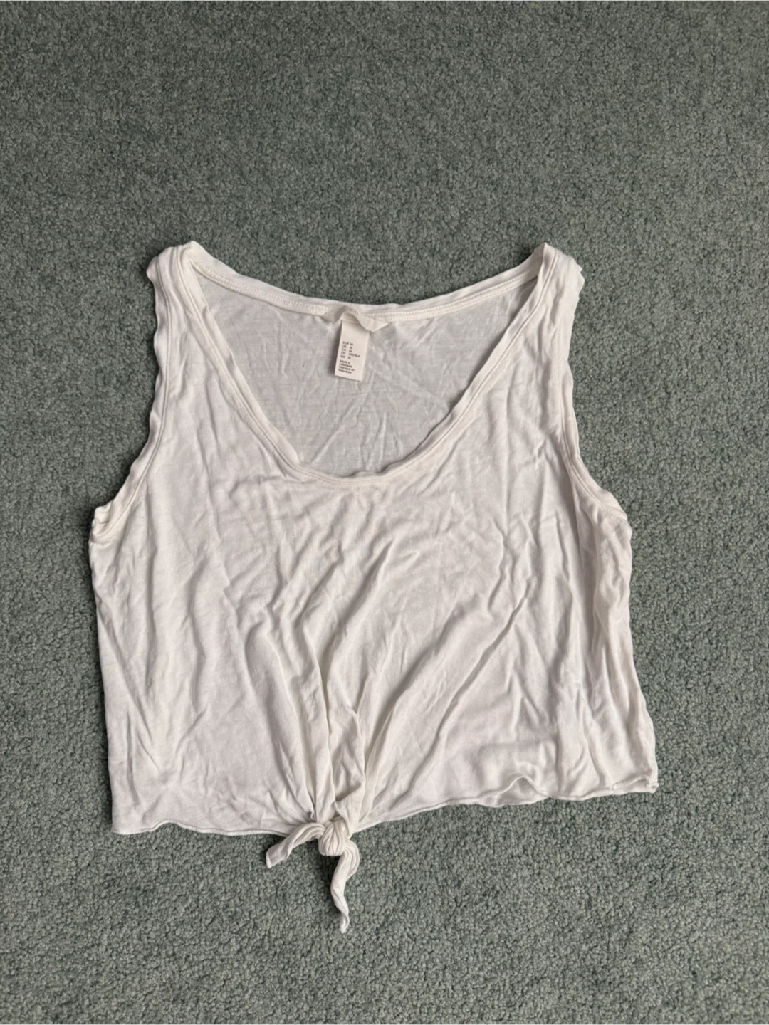 H&M White Tie-Front Crop Tank Top - M