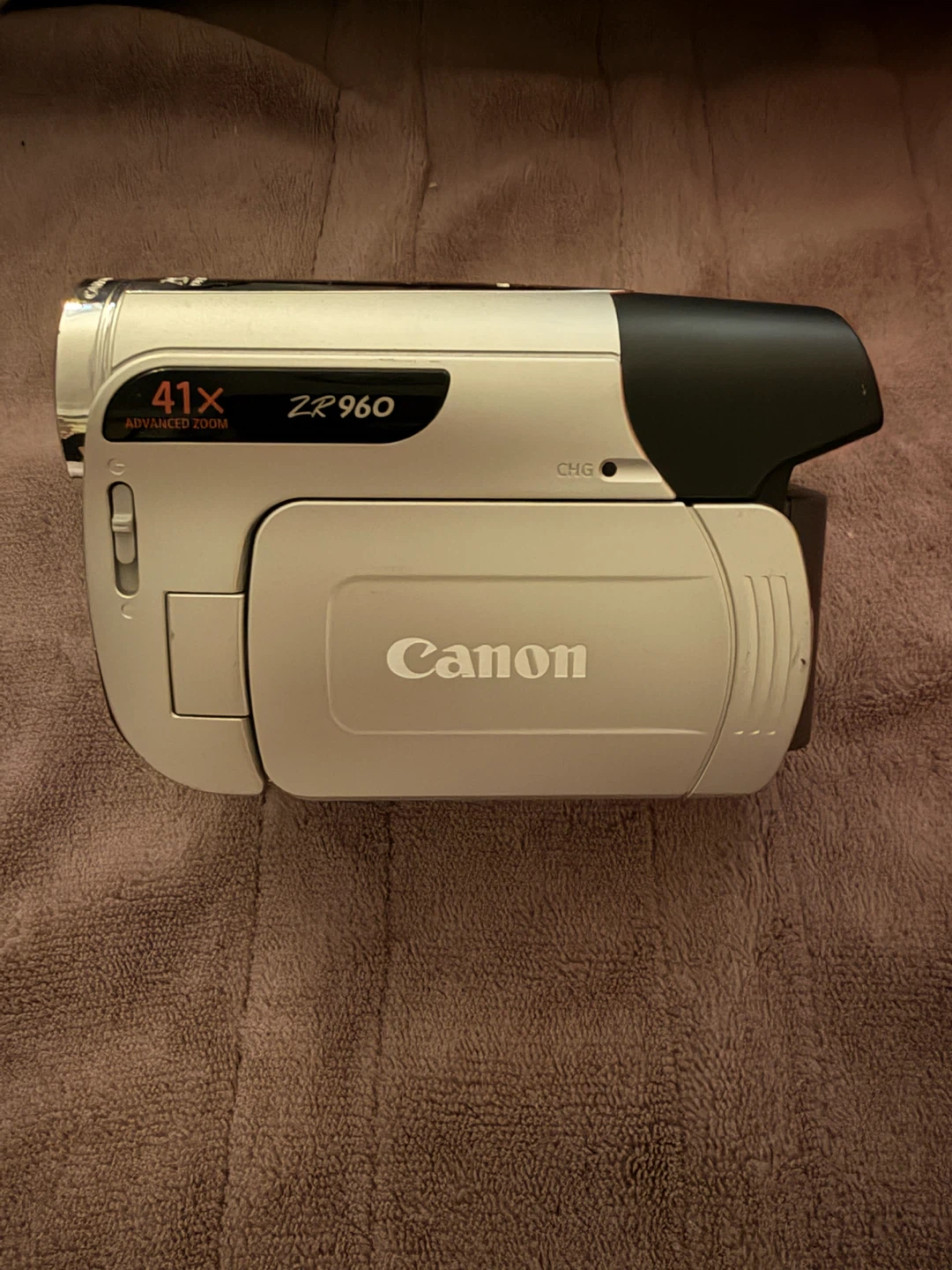 Canon ZR960 MiniDV Camcorder