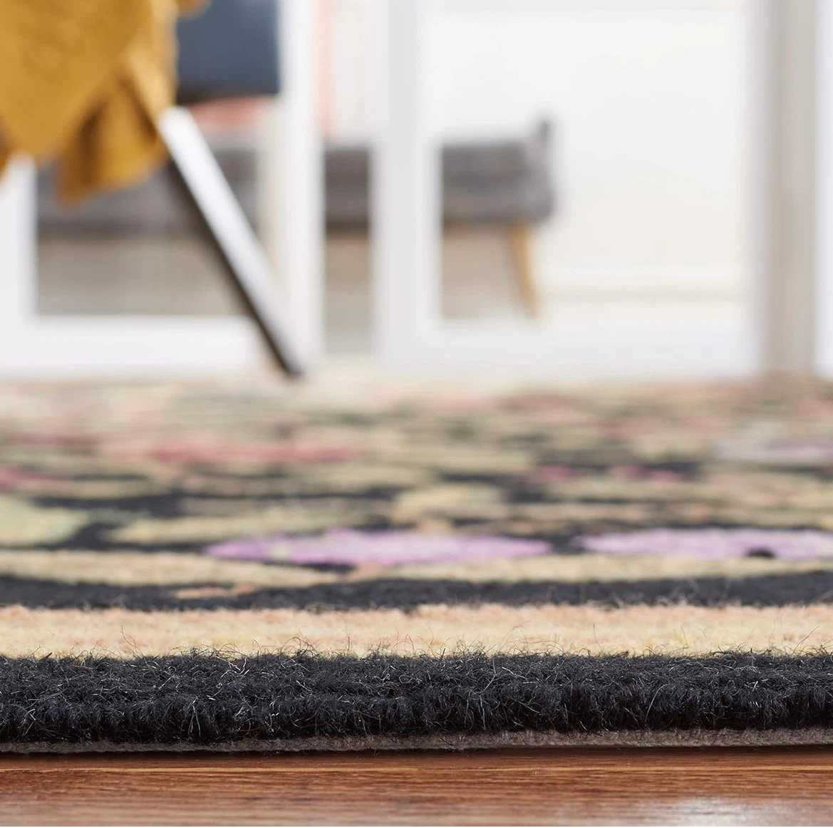 beautiful hand-hooked runner rug - photo 3