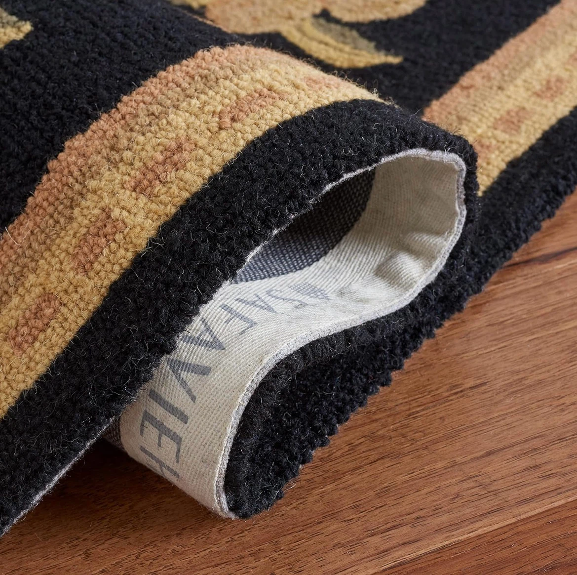 beautiful hand-hooked runner rug - photo 4