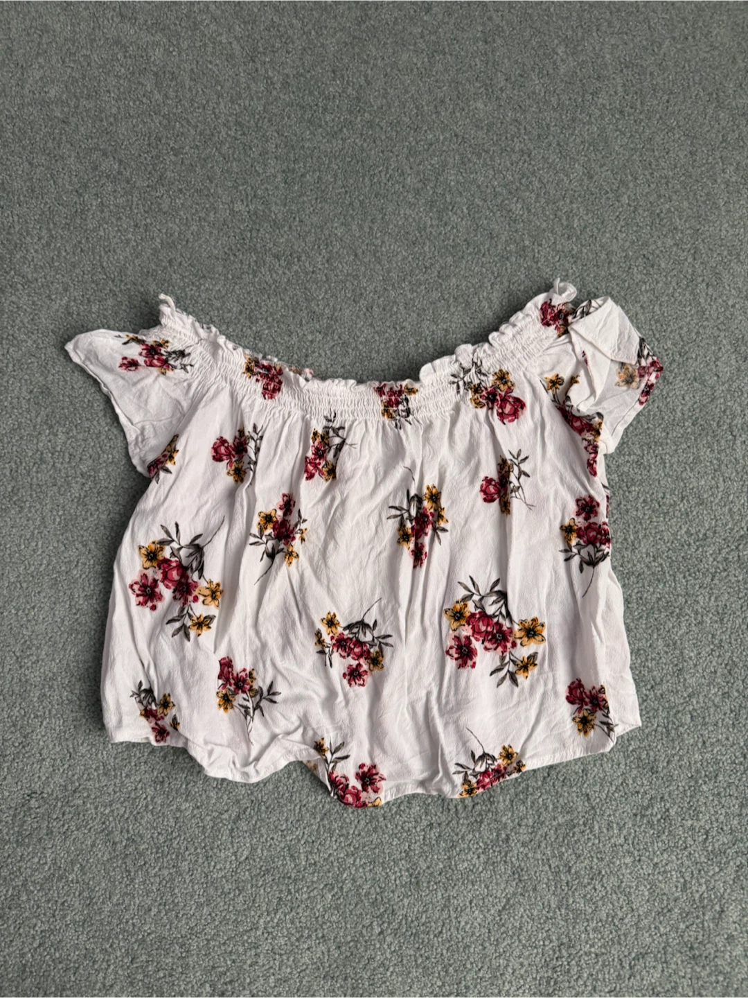 Garage floral off-shoulder top - M