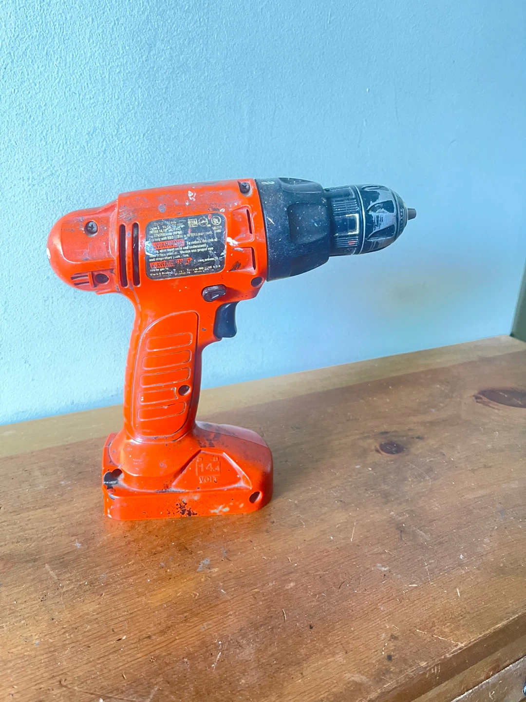 Black & Decker 14.4V Cordless Drill - photo 2