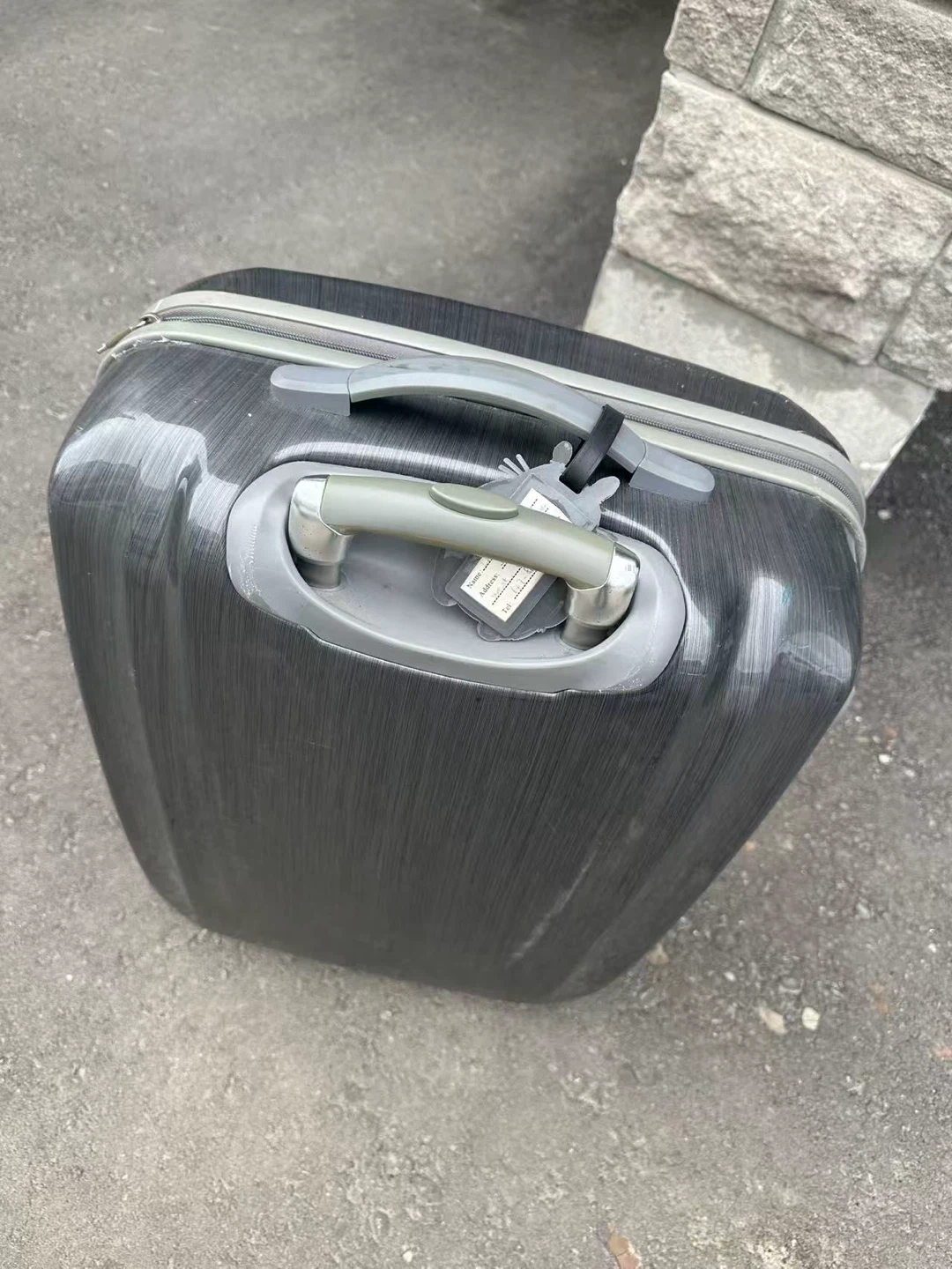 American Tourister hardside carry-on luggage - photo 4