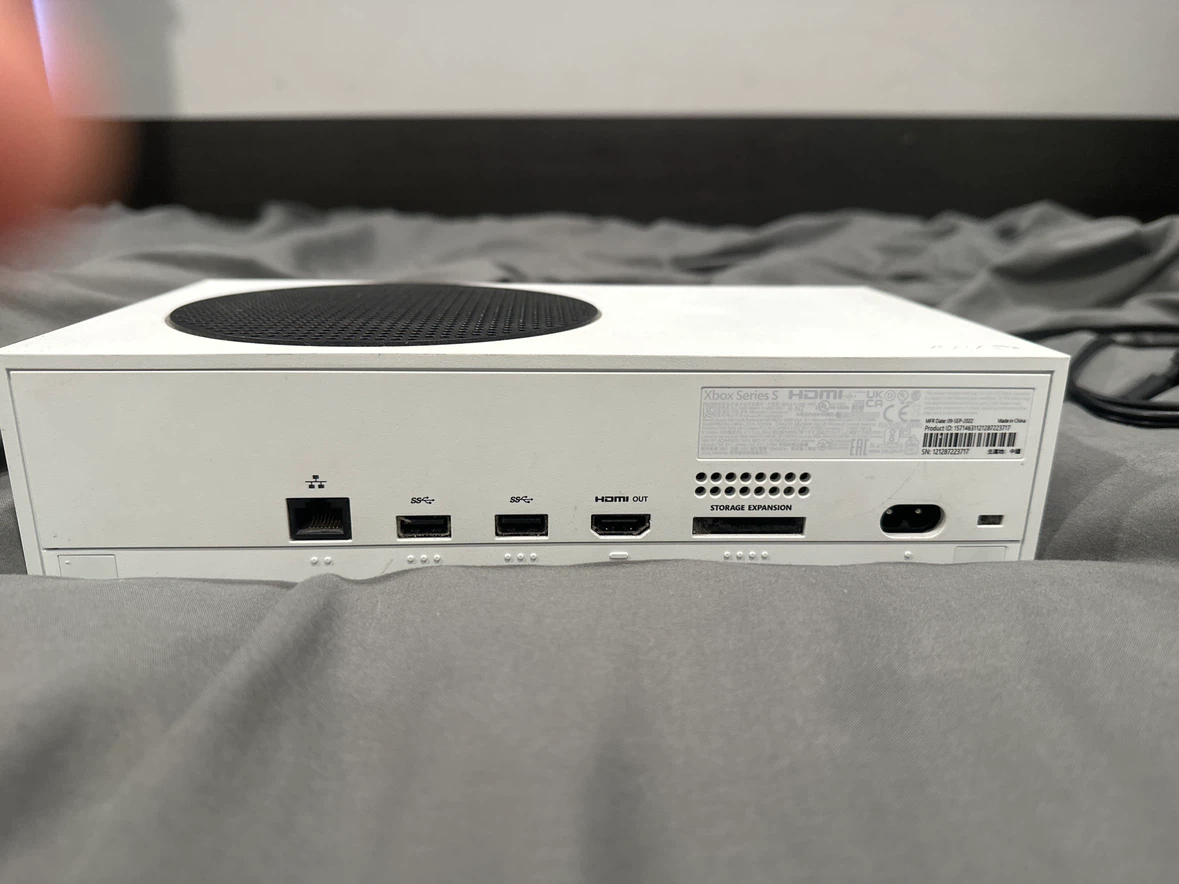 Microsoft Xbox Series S Console - photo 2