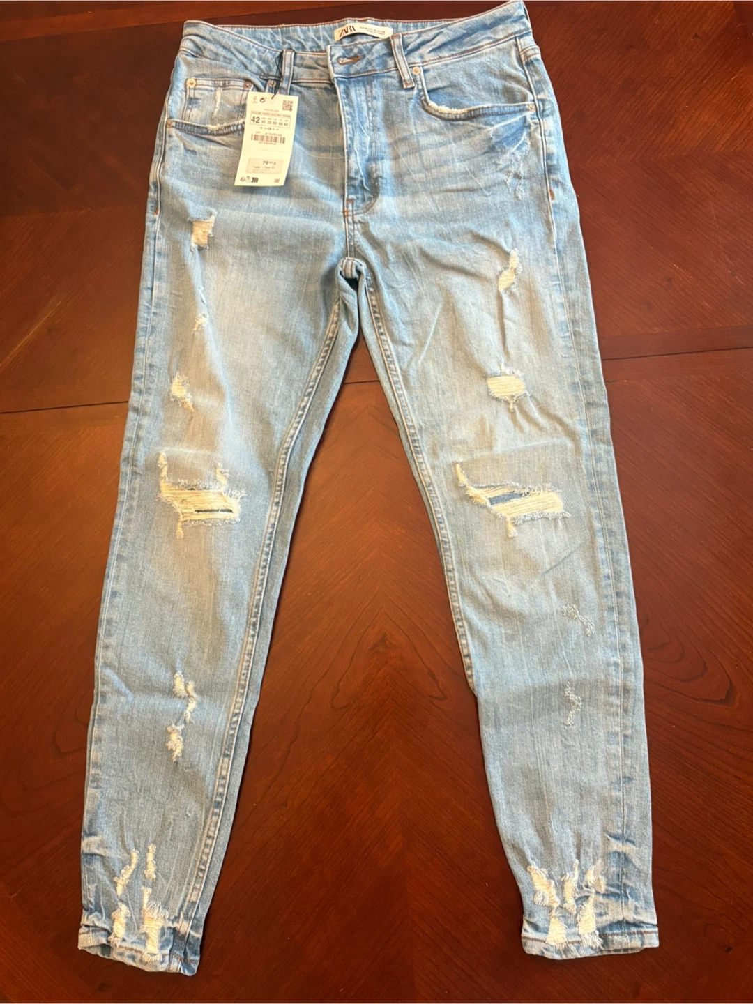 Zara distressed jeans - photo 2
