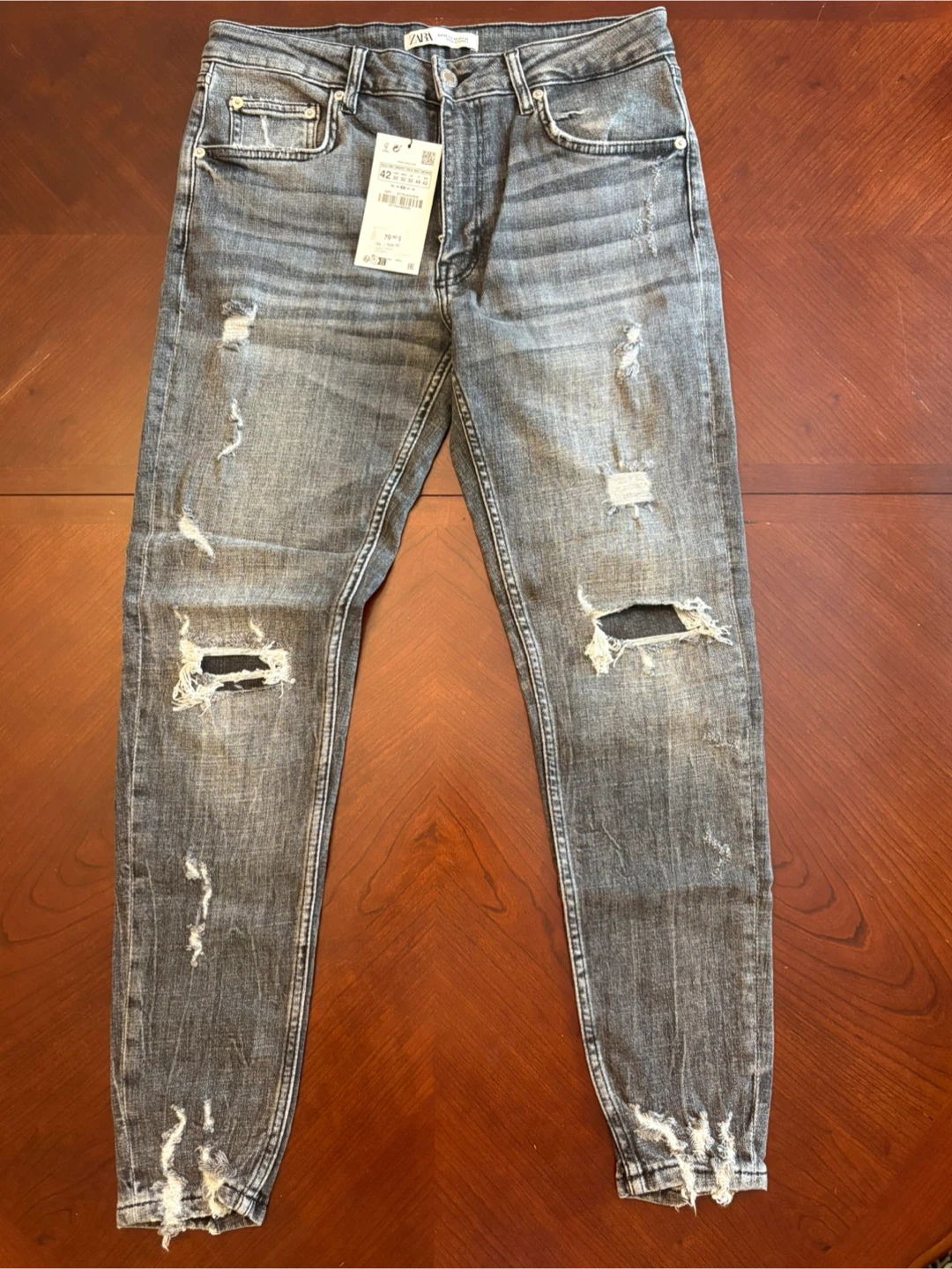 Zara distressed jeans