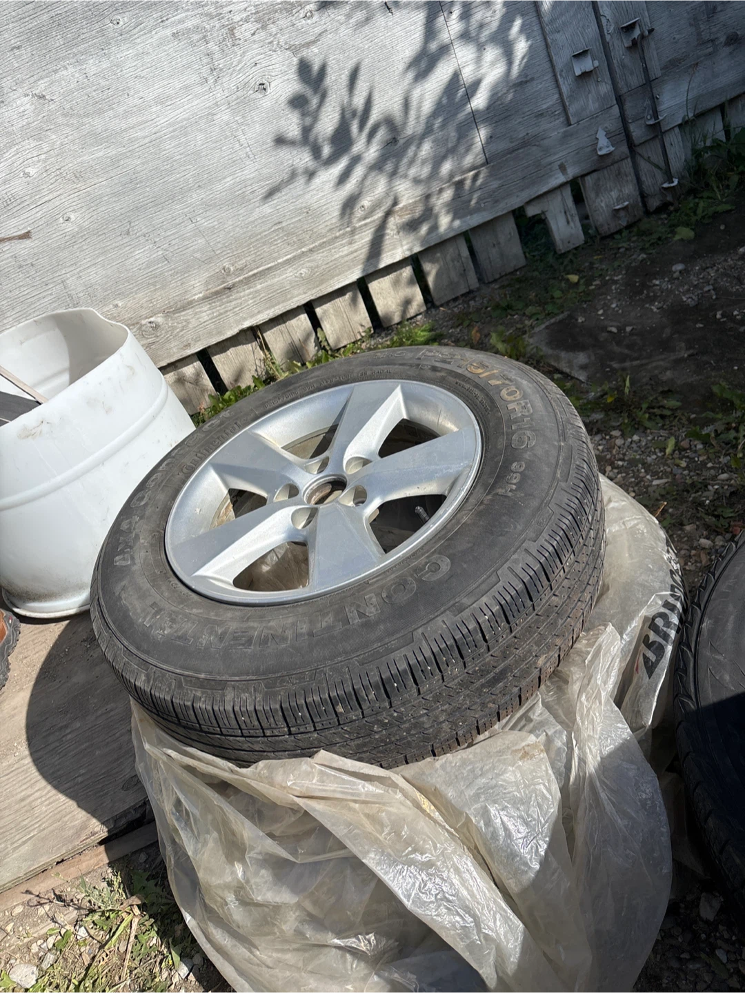 Continental 4x4 Contact Tire P215/70R16 - photo 2