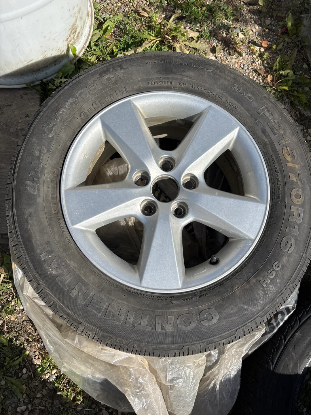 Continental 4x4 Contact Tire P215/70R16 - photo 3