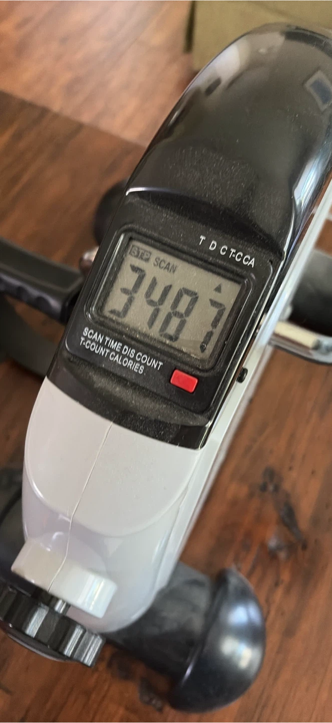 Compact Mini Pedal Exerciser - photo 3