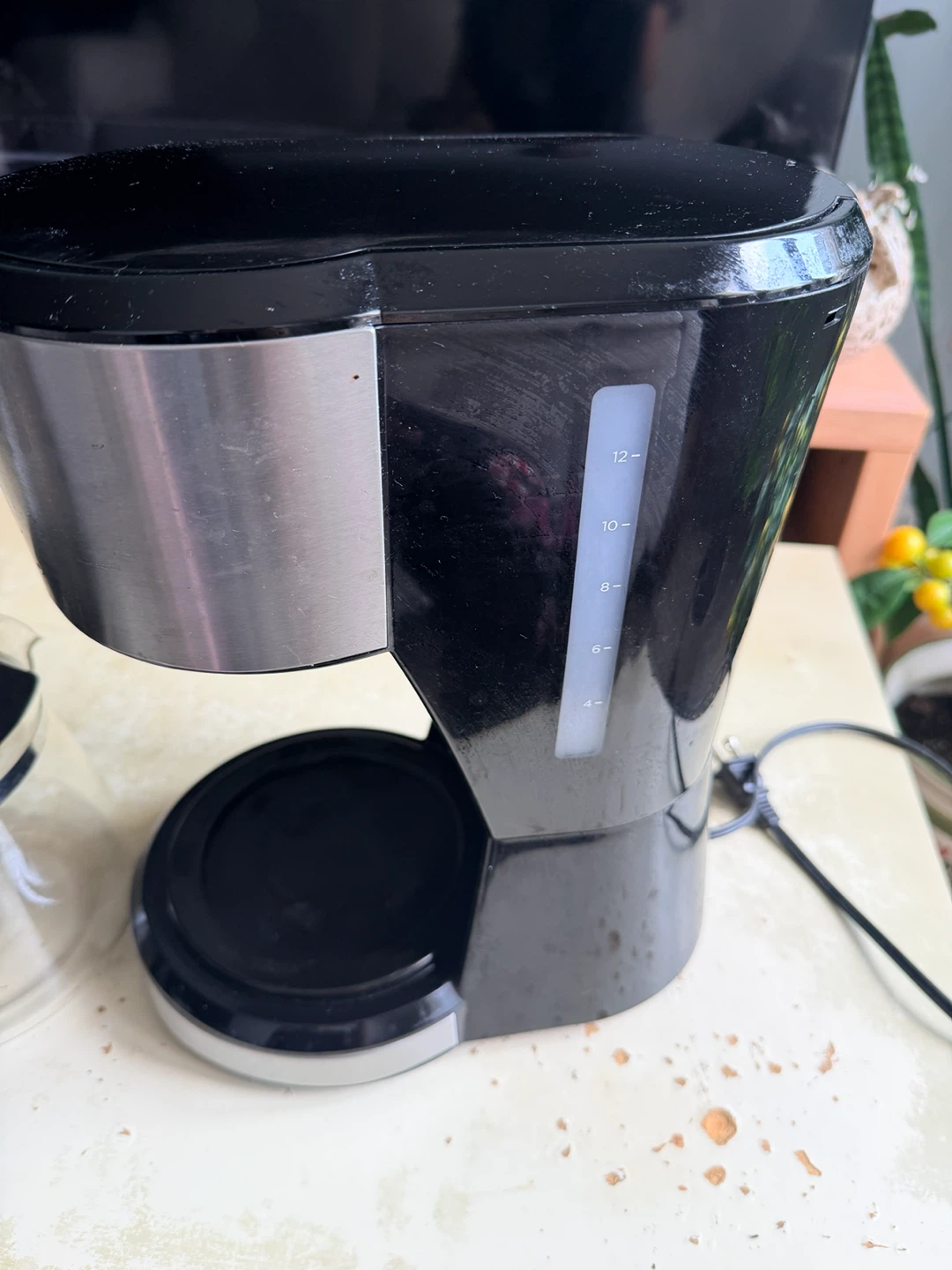 Moving Sale - Black + Decker 12-Cup Coffee Maker - photo 2