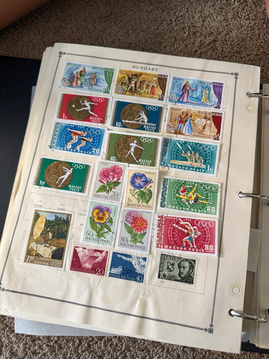 Vintage International Stamp Collection Album - photo 5
