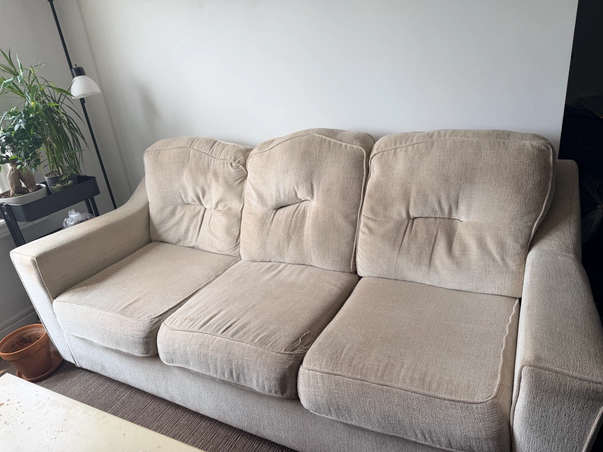 Free - Moving sale - couch, center table and office chair - photo 2