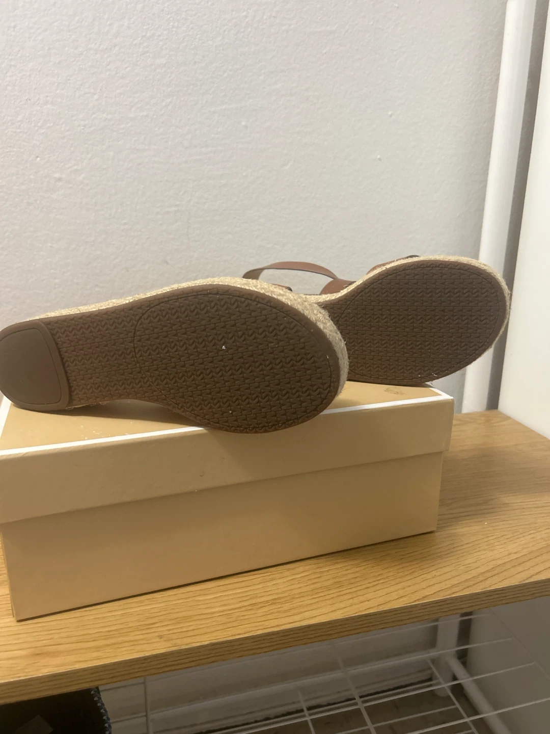 Michael Kors Tan Espadrille Sandals 🏈 - photo 3