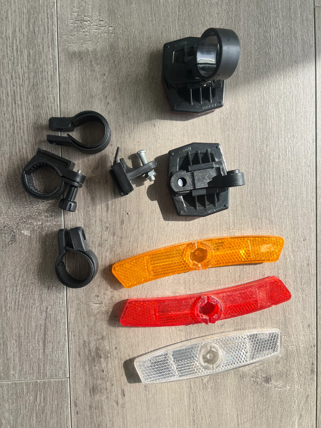 🏈 Assorted Bicycle Reflectors and Mounting Brackets - photo 4