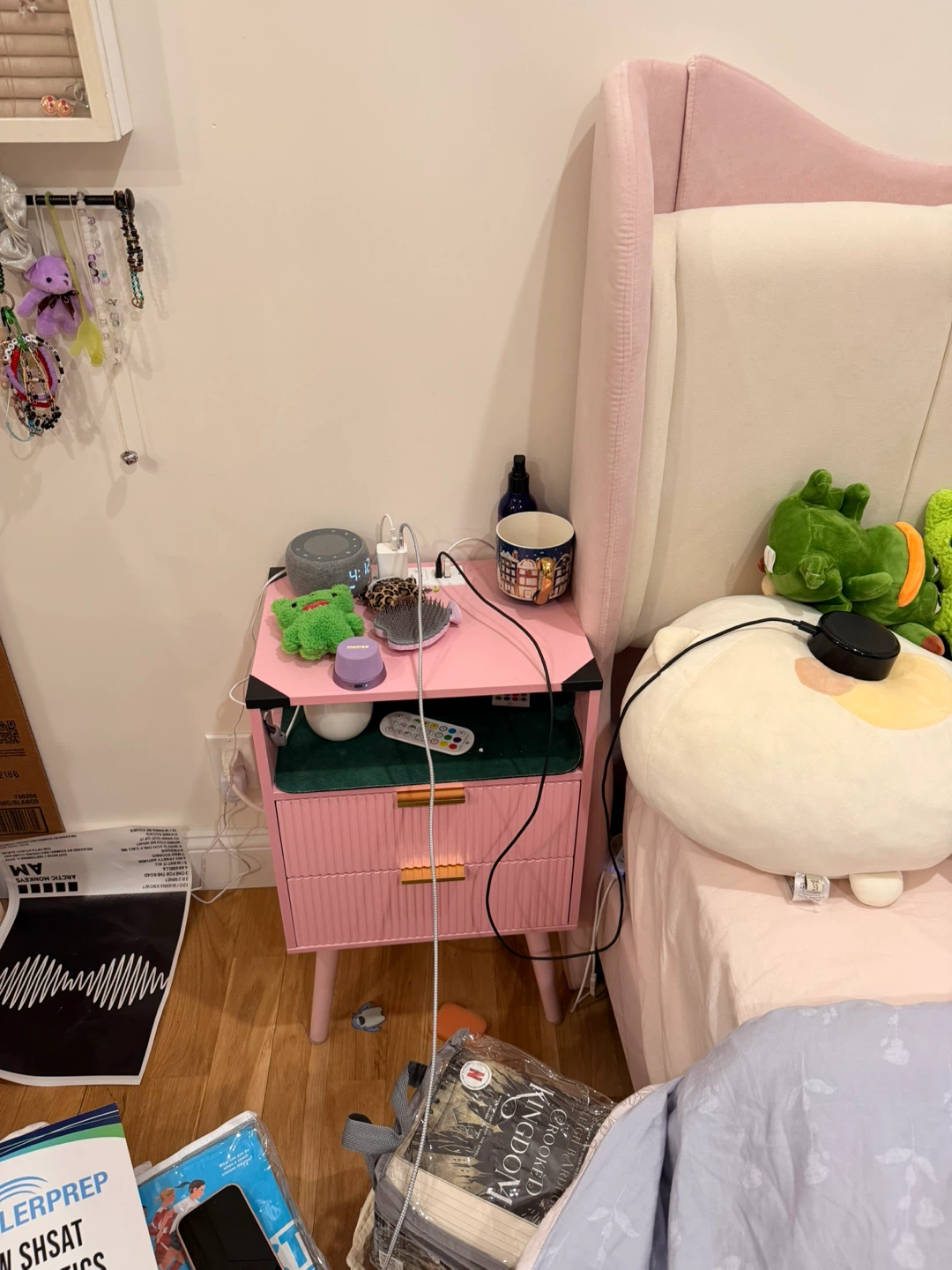 JOONEE Pink Nightstand with Charging Station - photo 3