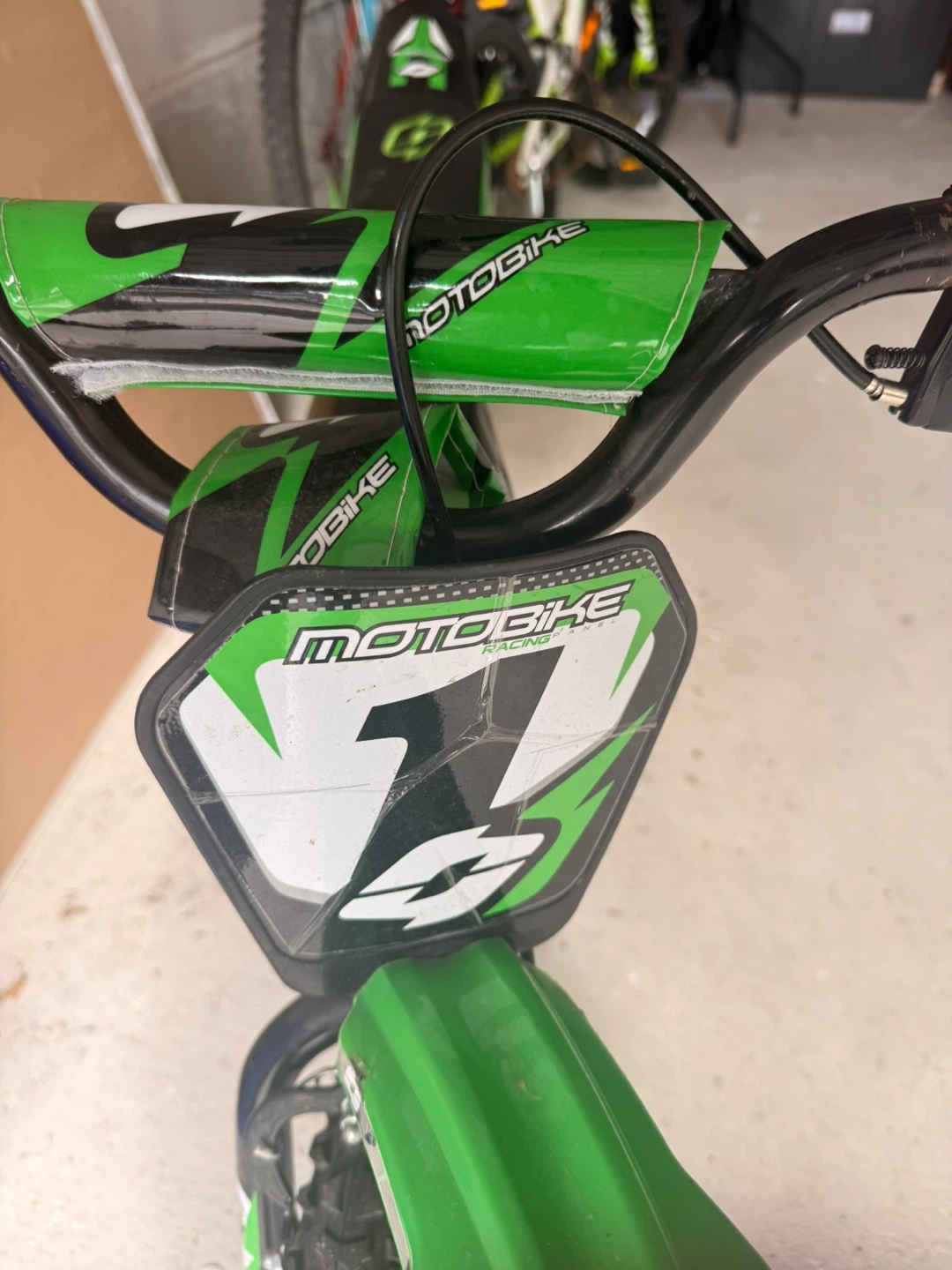 Hyper Motobike Green Kids Bicycle - photo 2