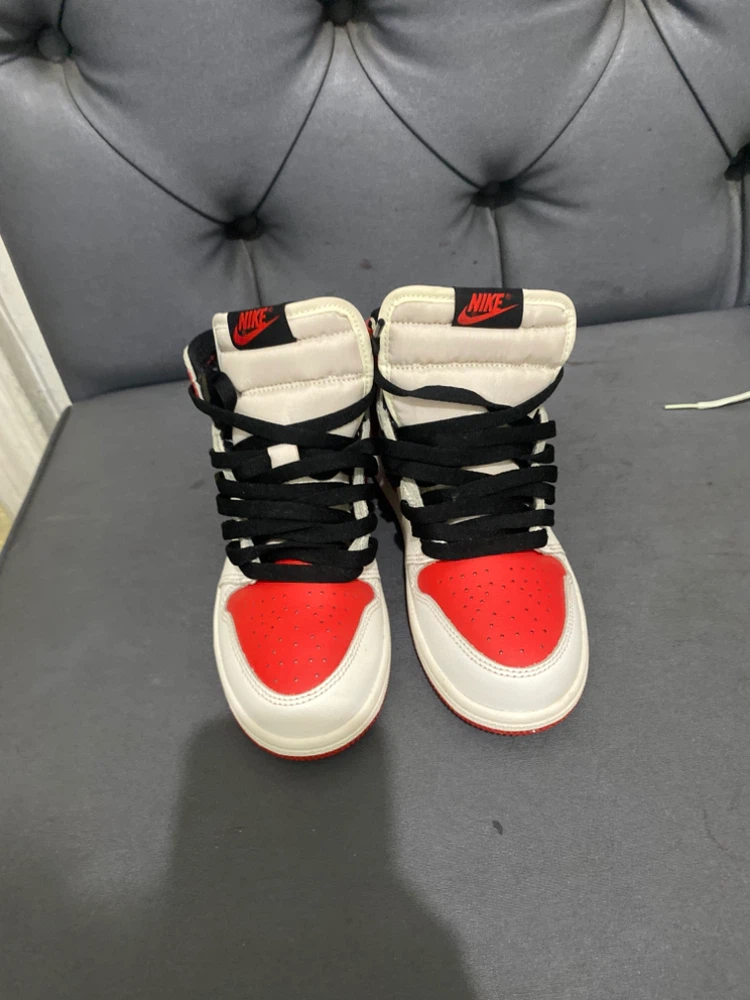 Nike Air Jordan 1 High OG Sneakers - photo 3