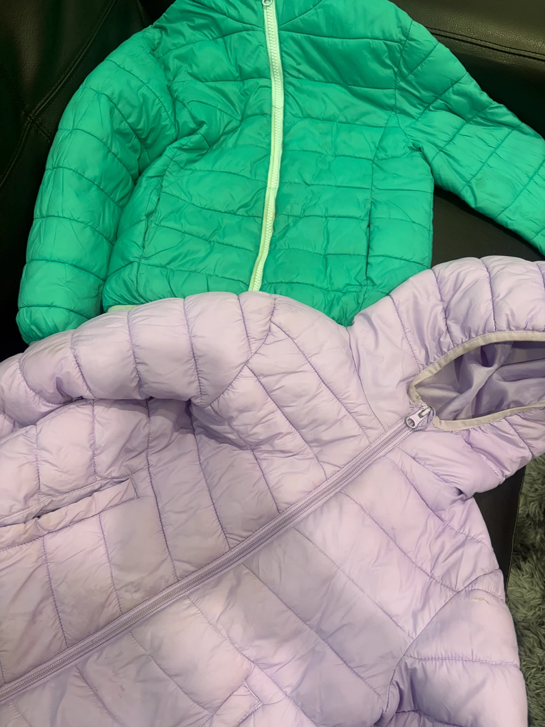 Two Lightweight Kids Puffer Jackets - photo 3