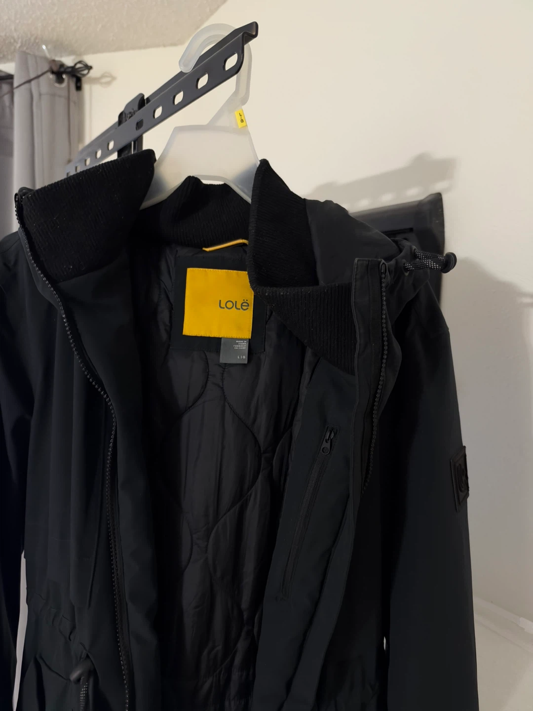 Move out sell - Lole Black Winter Jacket - photo 2