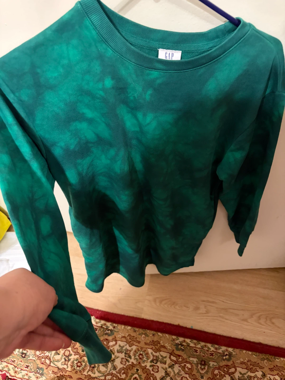 GAP Kids Green Tie-Dye Sweatshirt