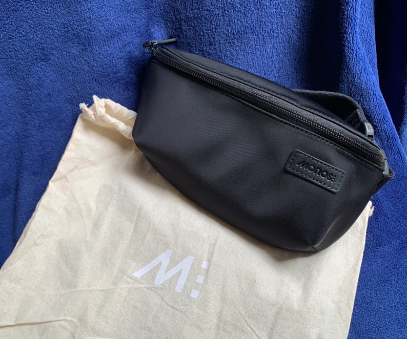 Monos Metro Sling Bag Black 🏈