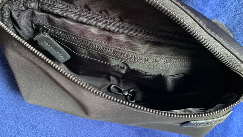 Monos Metro Sling Bag Black 🏈 - photo 4
